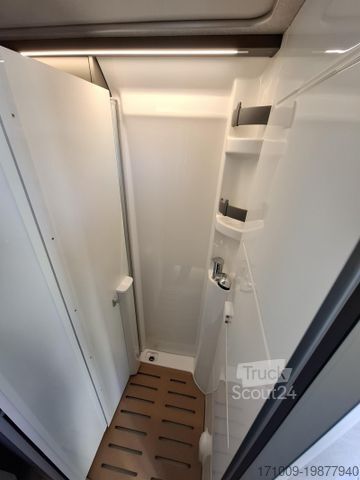 Obytný vůz HYMER/ERIBA Yellowstone Fiat 640 Schlafdach Solar AHK