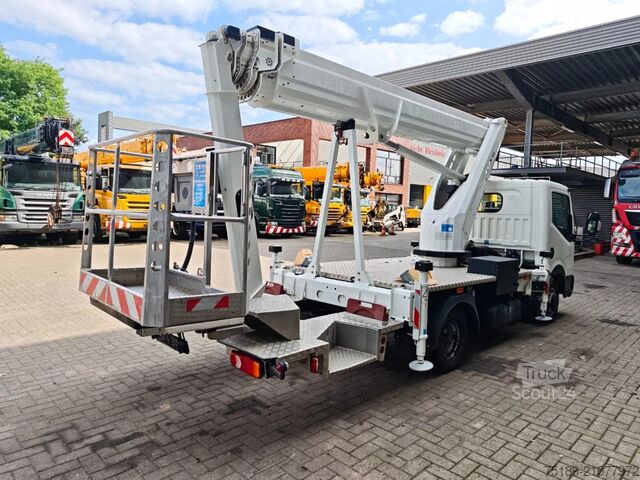Lifting platform Nissan Cabstar 35.12 NT400 Ruthmann TBR 220.1