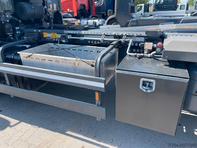 Vozidlo s hákom na kontajnery DAF CF 530 / Meiller RS 21.65 mit Funk / 6x4