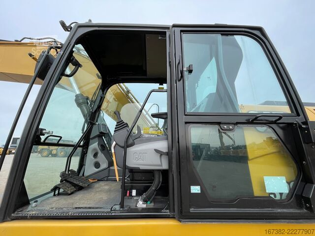  Caterpillar 320D3 GC