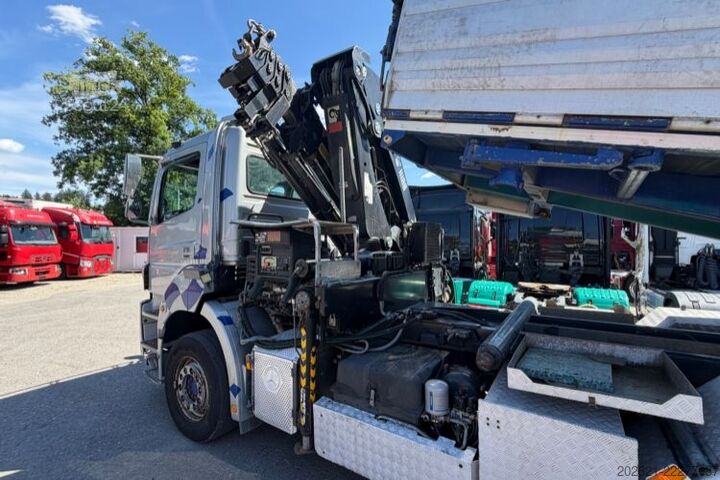 Kiepwagen MERCEDES-BENZ Atego 25.43 Hiab211 3-Seitenkipper