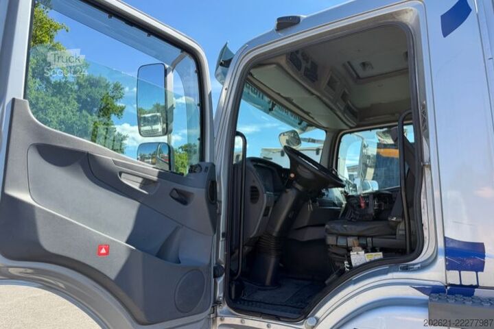 Kiepwagen MERCEDES-BENZ Atego 25.43 Hiab211 3-Seitenkipper