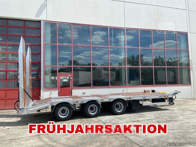 مقطورة منخفضة التحميل Möslein TT 31  31 t GG Tridem- Tieflader 3 Achs, gelenktNeufahrzeug
