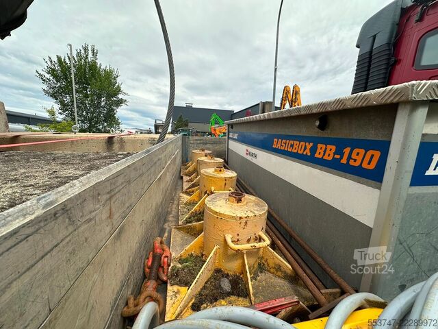 Grue à tour Potain AF.N. 2.825