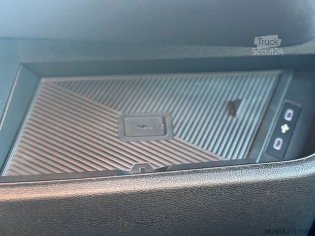 Veetransporter RENAULT Master ZF 9-GANG AUTOM. 2025er STX 5-Haras LONG