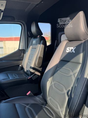 Veetransporter RENAULT Master ZF 9-GANG AUTOM. 2025er STX 5-Haras LONG