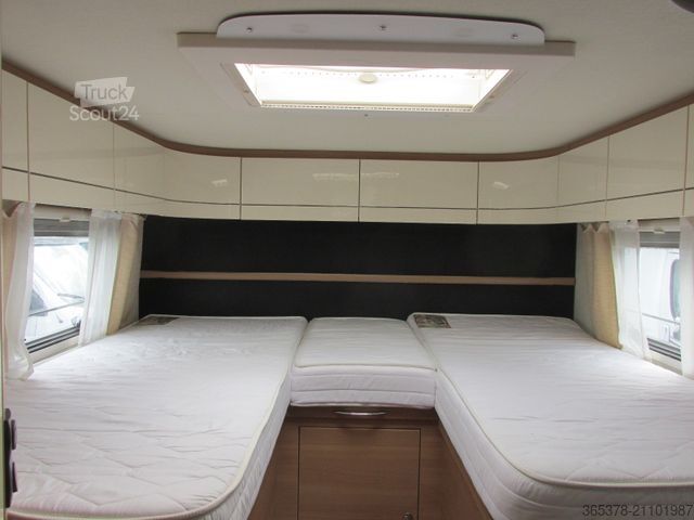 Autocaravana semi-integrada LMC Breezer H 737/733 G*Solar*Sat.*Hubbett*TOP