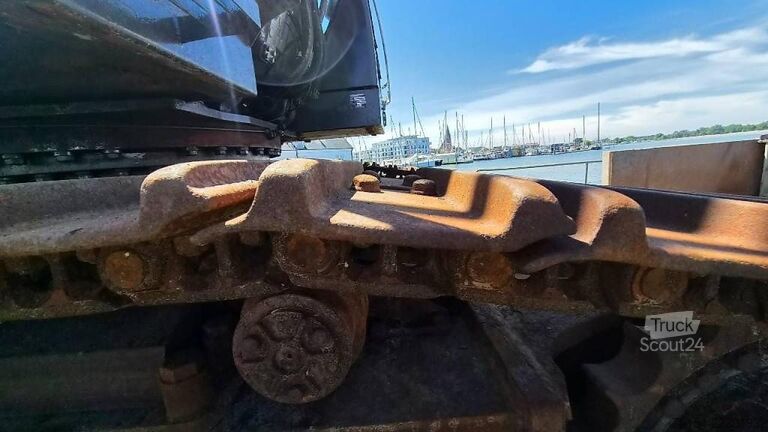 Riteņu ekskavators Volvo EC 480 E L