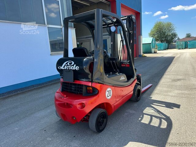 Čelni viličar LINDE H20 T-03 Seitenschieber Straßenzulassung
