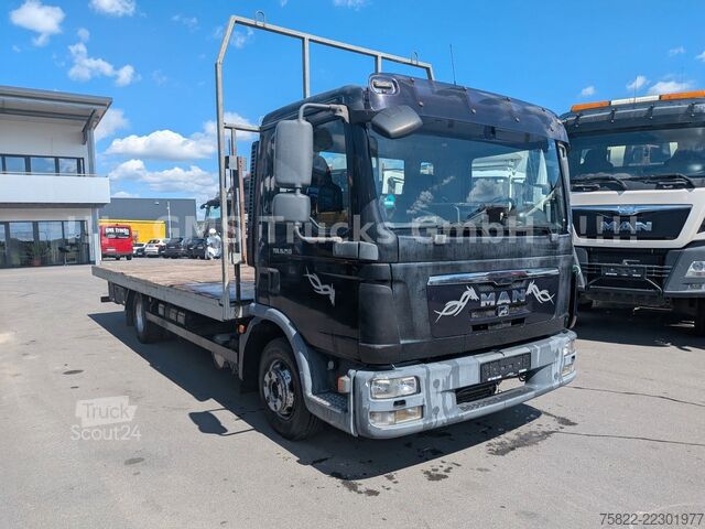 Camión de plataforma MAN TGl 8.250 / Pritsche / Tüv / V6 / Klima