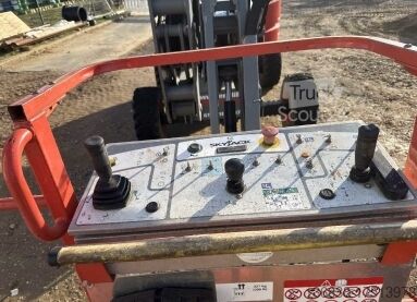 Piattaforma lavorativa semovente Skyjack SJ 46 AJ Diesel 16,10 m