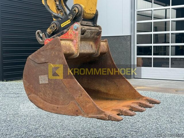 Crawler excavator Caterpillar 325 F LCR Oil Quick OQ70/55