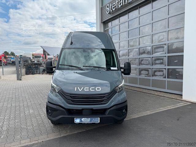 Комби с висок покрив Mercedes-Benz V 300 d EXCLUSIVE ED AMG Panorama AHK2,5 DISTRON