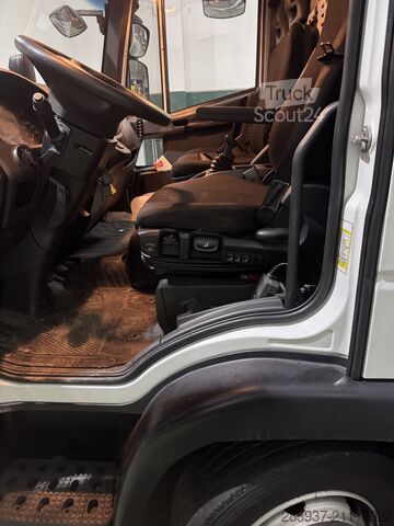 камион с фургон Iveco 75e190