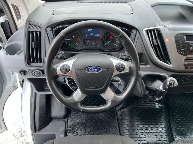 Pašizgāzējs Ford Transit 7 SEATS / BOX L=2683 mm