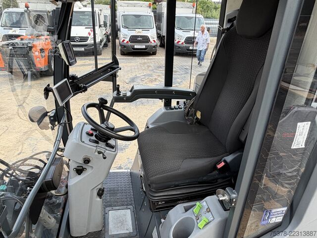 Silniční zametač Hako Citymaster 1600 4x4 Kehrm. Service Neu