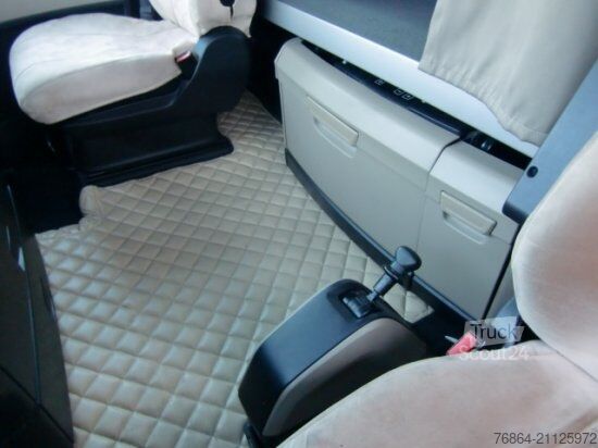 Τυπική μονάδα τράκτορα MAN TGX 18.500 XLX, STANDKLIMA, RETARDER E6, JM781301