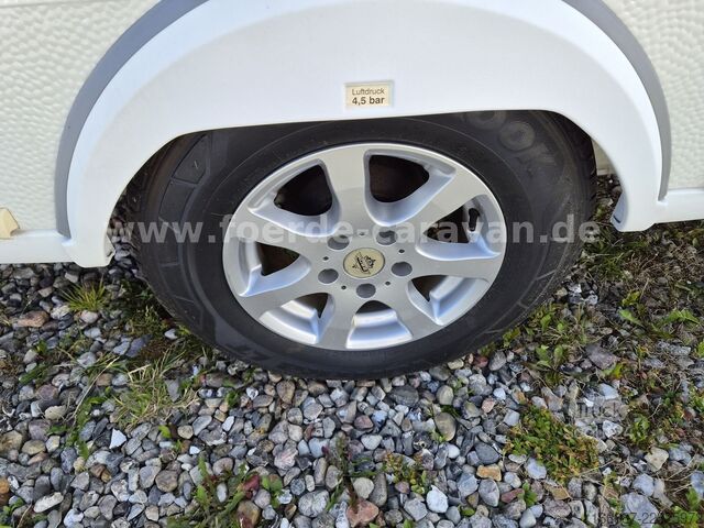 Przyczepa kempingowa HOBBY De Luxe 410 SFe Franzbett - Nr. 106 (9)