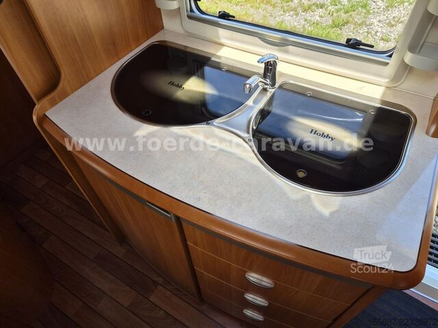 Przyczepa kempingowa HOBBY De Luxe 410 SFe Franzbett - Nr. 106 (9)