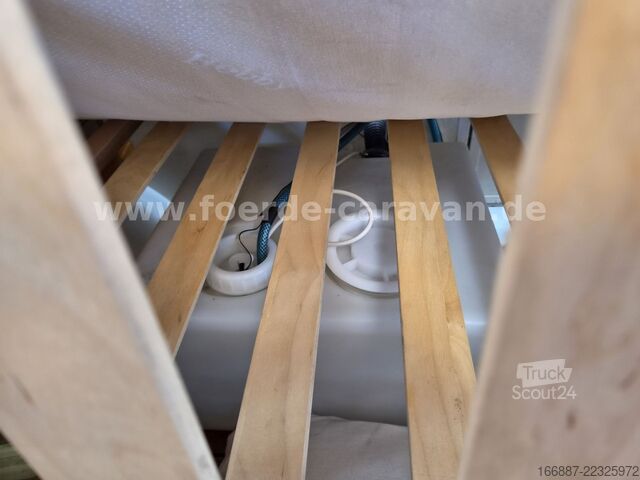 Przyczepa kempingowa HOBBY De Luxe 410 SFe Franzbett - Nr. 106 (9)