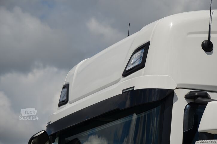 Ciągnik siodłowy Scania S 460 / 2024 / SKÓRA / KLIMA P. / NAVI /FULL LED / ACC / DE 4568