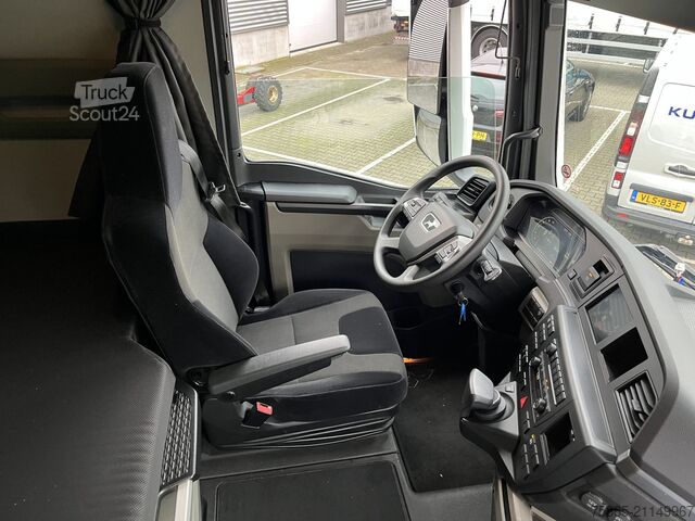 Standard tractor Man TGX 18.470 GX / ZF Retarder / Full LED / 2 Tank...