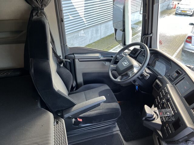 Standard tractor Man TGX 18.470 GX / ZF Retarder / Full LED / 2 Tank...