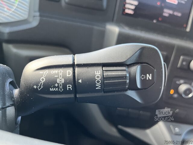 Standard tractor Man TGX 18.470 GX / ZF Retarder / Full LED / 2 Tank...