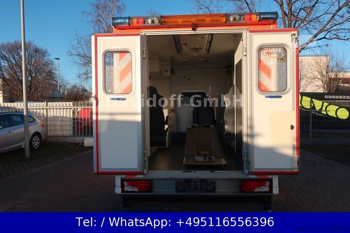 Feuerwehrfahrzeug MERCEDES-BENZ Sprinter II 316 CDI/RTW/Klima/Kamera/FN: 36-05