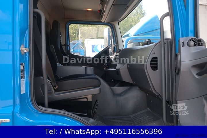 Kastes kravas automašīna MERCEDES-BENZ Nr.W135 Atego 1327 4x2 1.Hand / Ladeboard / Luft