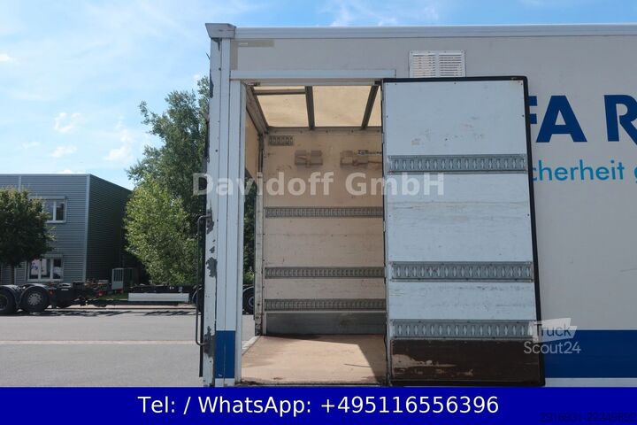Kastes kravas automašīna MERCEDES-BENZ Nr.W135 Atego 1327 4x2 1.Hand / Ladeboard / Luft
