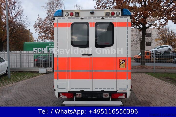 Feuerwehrfahrzeug MERCEDES-BENZ Sprinter II 519 CDI / RTW / Klima / Automatik
