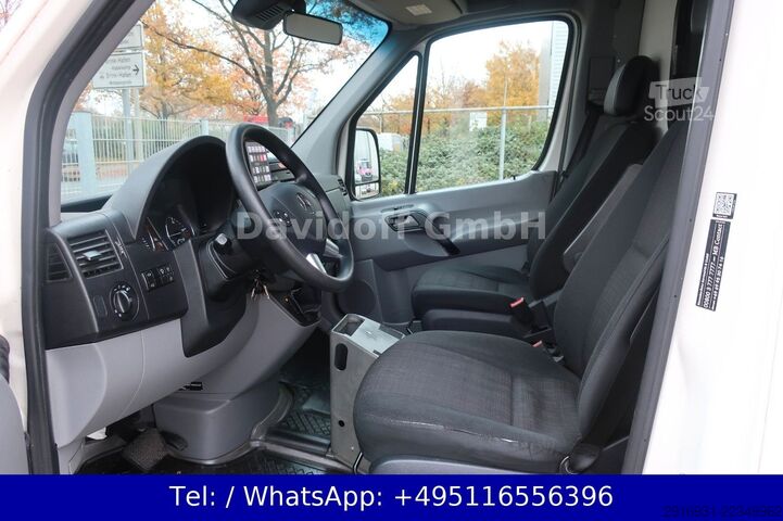 Feuerwehrfahrzeug MERCEDES-BENZ Sprinter II 519 CDI / RTW / Klima / Automatik