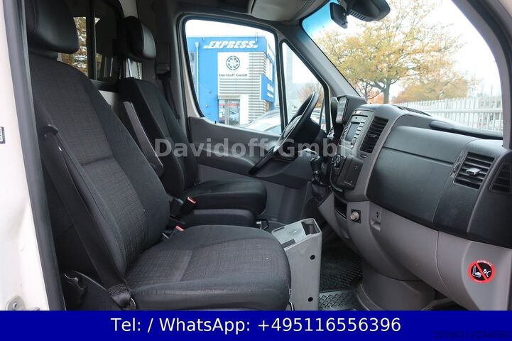 Feuerwehrfahrzeug MERCEDES-BENZ Sprinter II 519 CDI / RTW / Klima / Automatik