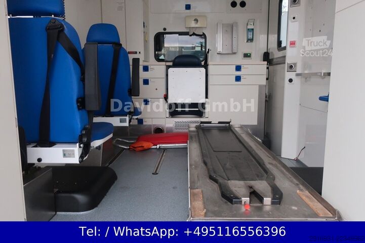 Feuerwehrfahrzeug MERCEDES-BENZ Sprinter II 519 CDI / RTW / Klima / Automatik