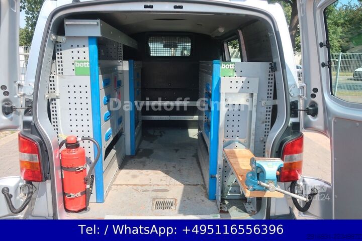 Umpikorja-auto VOLKSWAGEN Nr.32 T5 Kurz 4Motion 2.Hand / Werkstatt / SHZ