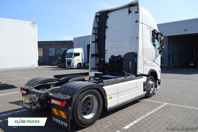 Standard SZM VOLVO FH 500 XL i-ParkCool ACC SideSkirts