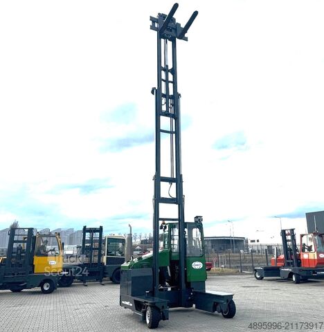 Carretilla elevadora de 4 vías Combilift C4000 /2015 /Triplex 8400 mm/Only 7299 h