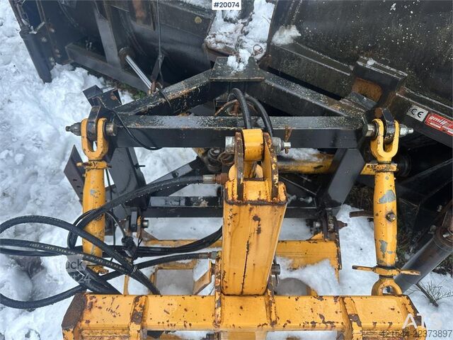   GMI KDA 260 diagonal plow