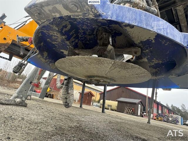   Stratos B90-42 Vesn-490 Lava Fixed sand spreader