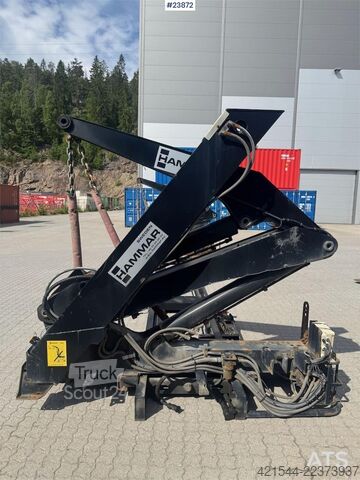  Hammar 140B Sideloader – One Lifting Arm Replaced in 2021