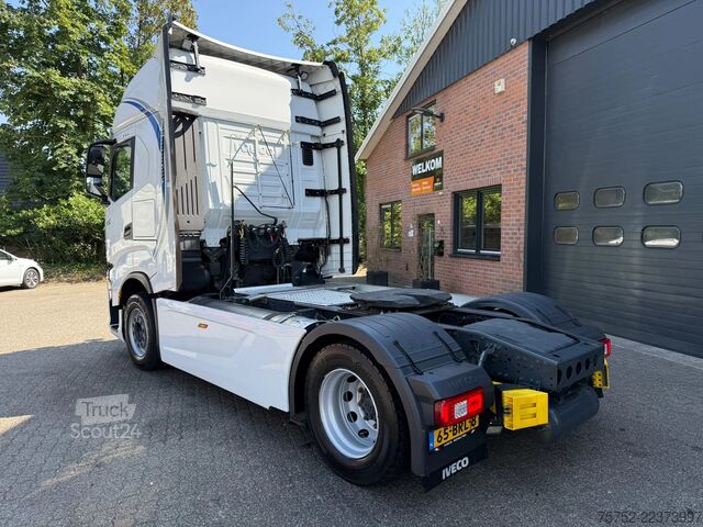 Standard-SZM Iveco S-WAY 460 LNG Retarder Leren Bekleding NL Truck...