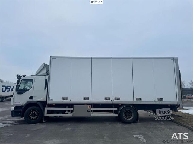 Bőrönd Volvo FE 280 4x2 box truck with full side opening and ta