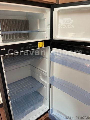 Alkovhusbil KNAUS Sky Traveller 650 DG - Festbett - Klima - Garage