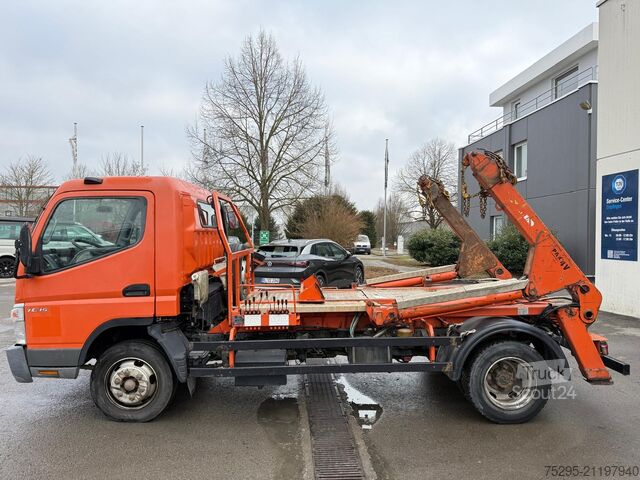 Кран-вантажівка FUSO Canter 7C15 Absetzer Kupplung defekt-Motorläuft