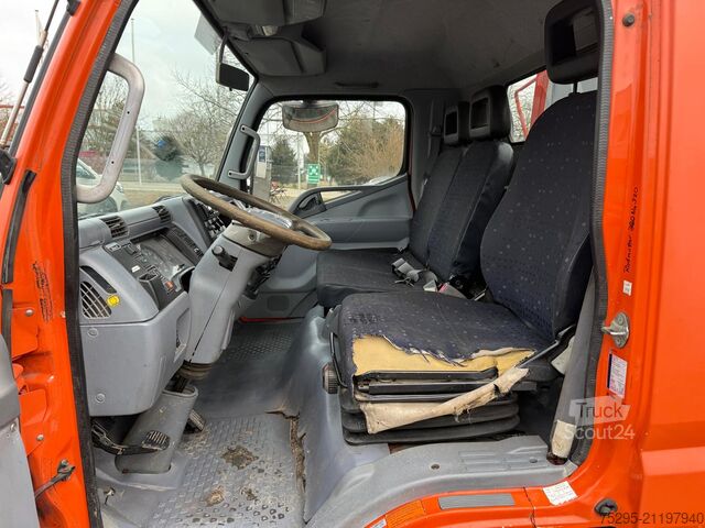 Кран-вантажівка FUSO Canter 7C15 Absetzer Kupplung defekt-Motorläuft