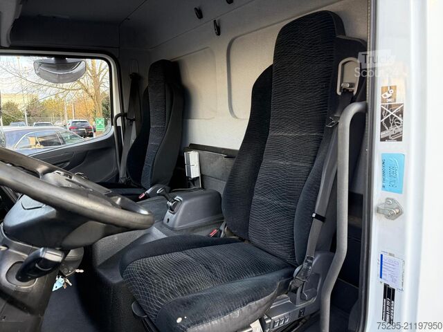 Bedrijfsvoertuig Mercedes-Benz Atego  818 L ThermoKingV-800 MAX seitliche Treppe