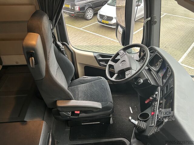 Estándar-SZM Mercedes-Benz Actros 1840 Streamspace / 583 dkm / NL Truck