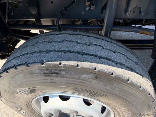 Kamion mikser za beton DAF CF 85.480