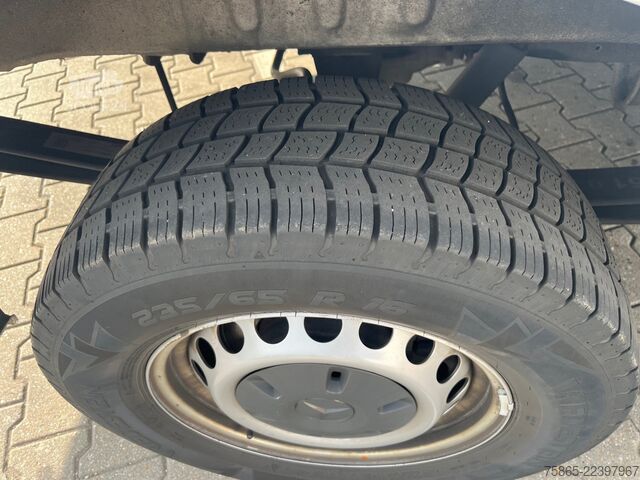 Furgon blaszak Mercedes-Benz Sprinter 319 1.9 CDI / L4 H3 / RWD / / Leder / ...
